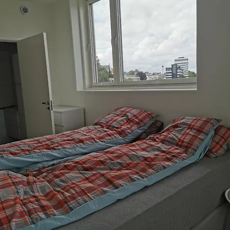 Fin Leilighet 1,4 Km Fra Sentrum Apartment *